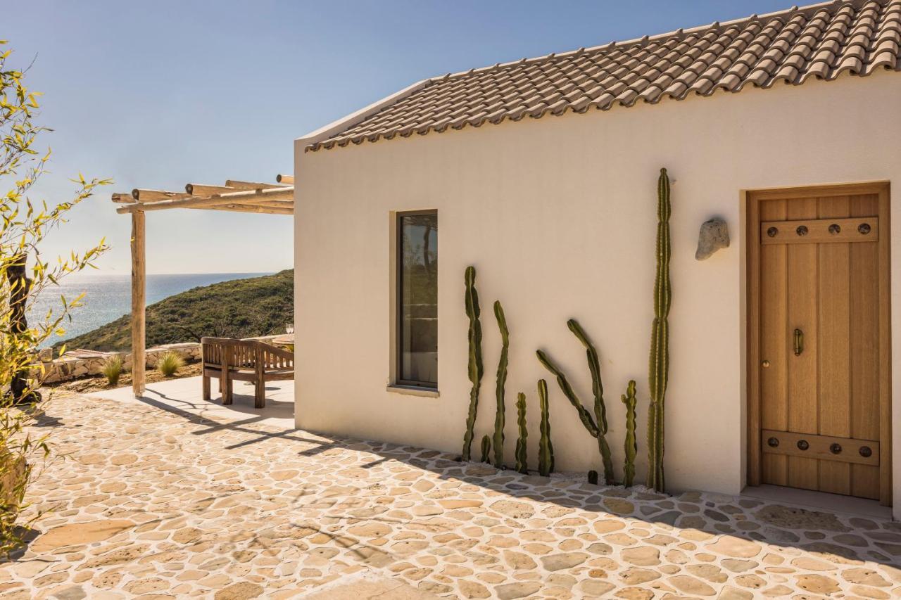 Spathes Suites Kefalonia - Luxury Suites Ratzaklíon Exterior photo